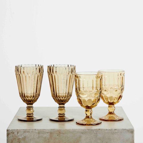 Gyldne vinglas til udlejning til brylluper