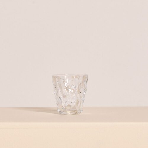 skulpturelt design matterhorn vandglas