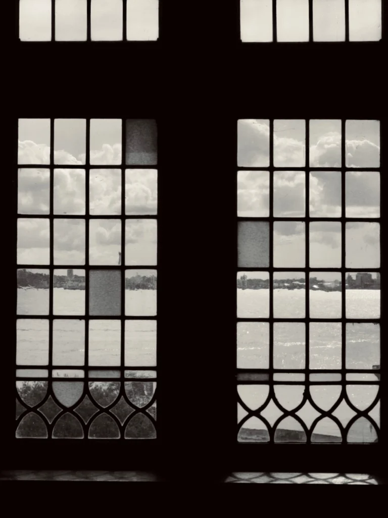 Nyt vintage inventar er landet på lageret!

Vi har fået de fineste vintage champagnekølere og serveringsfade, der tilføjer masser af vintage charme og passer perfekt ind i vores store udvalg af vintage service.✨🍴

Alt det nye inventar kan selvfølgelig lejes på vores hjemmeside. Link i bio. 
.
.
.
.
.
<><><><><>
#serviceudlejning #vintage #vintagetablesetting #vintagedesign #eventudlejning