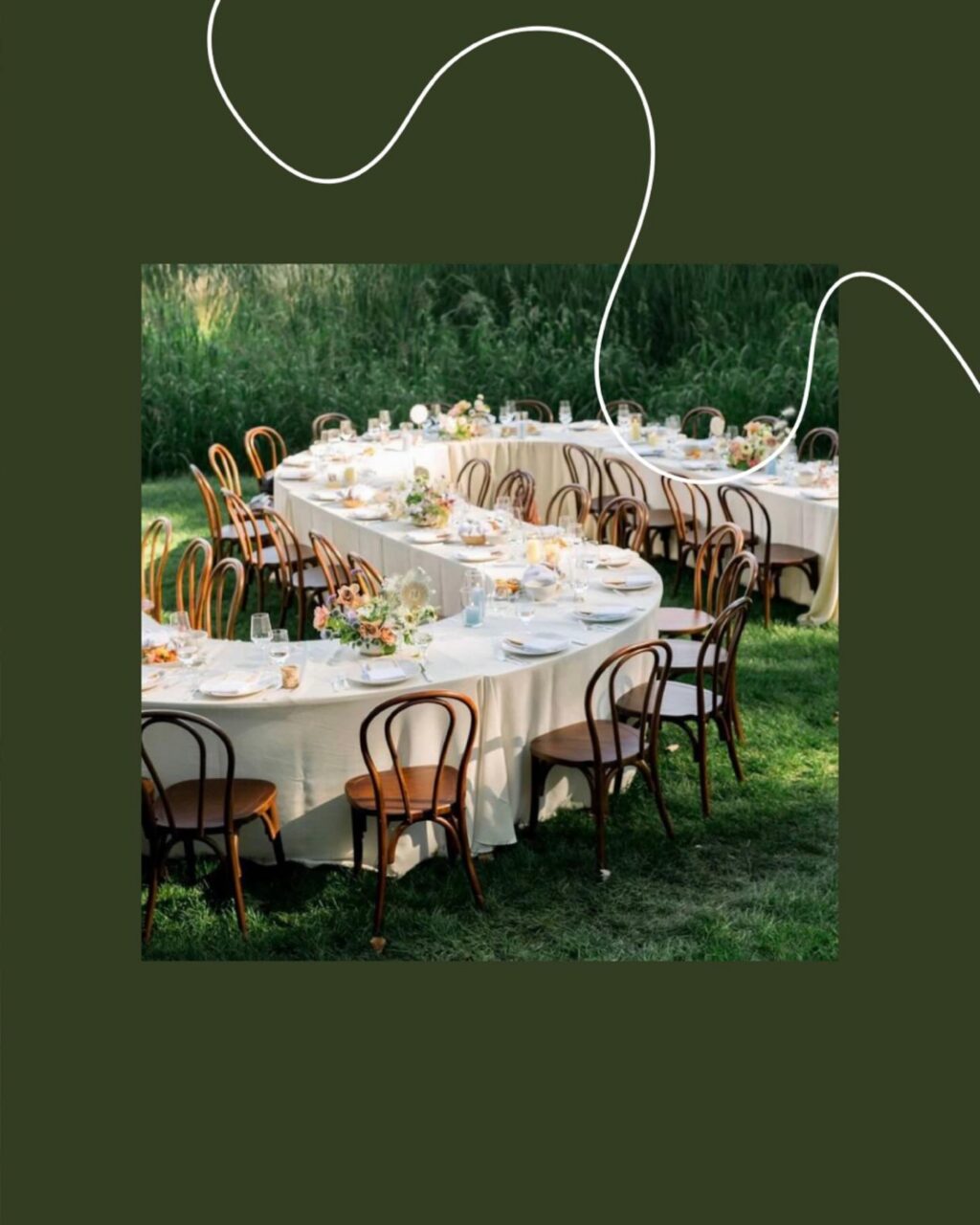 Vores nye bølgeborde giver bordopdækningen liv. De bløde former skaber bevægelse, bryder det klassiske udtryk og gør bordet til en del af oplevelsen. De kan sammensættes på utallige måder og giver uendeligt mange muligheder. 🌊

📸: Pinterest

<><><><><><><>
#borddækning #tablesetting #serviceudlejning #bølgebord #curvedtable