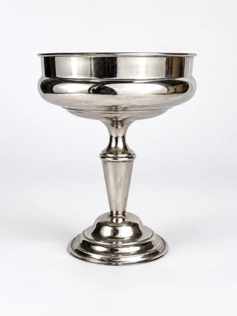 Nyt vintage inventar er landet på lageret!

Vi har fået de fineste vintage champagnekølere og serveringsfade, der tilføjer masser af vintage charme og passer perfekt ind i vores store udvalg af vintage service.✨🍴

Alt det nye inventar kan selvfølgelig lejes på vores hjemmeside. Link i bio. 
.
.
.
.
.
<><><><><>
#serviceudlejning #vintage #vintagetablesetting #vintagedesign #eventudlejning
